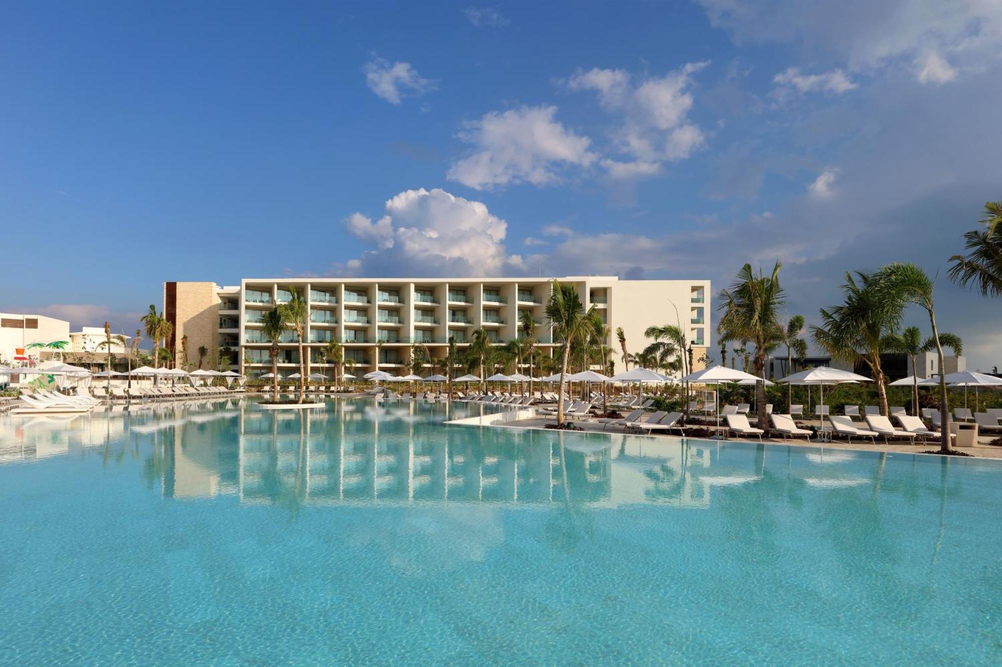 Family Selection At Grand Palladium Select Costa Mujeres Cancún Eksteriør billede
