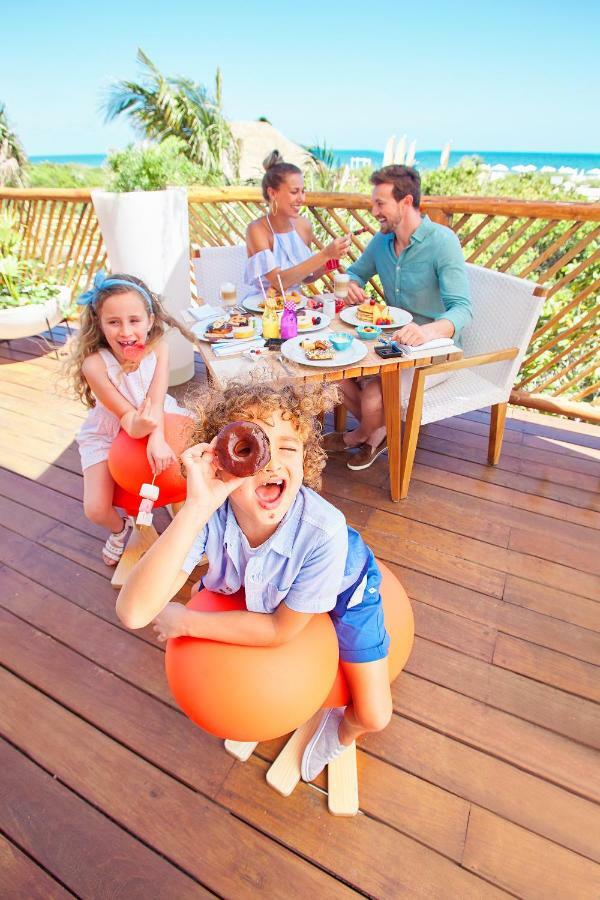Family Selection At Grand Palladium Select Costa Mujeres Cancún Eksteriør billede